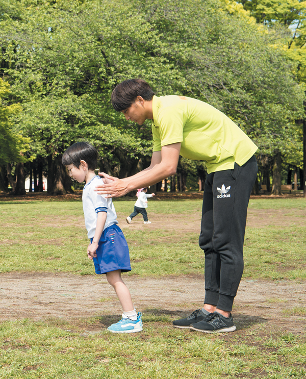 日本代表選手が伝授 グングン速くなる かけっこ の走り方 幼稚園